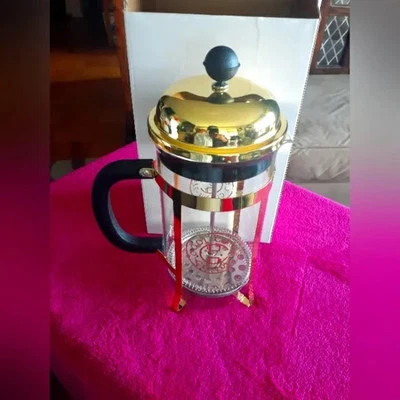 Prensatelas de café francés cafetera - camarilla de café fría Foto 1 de 3