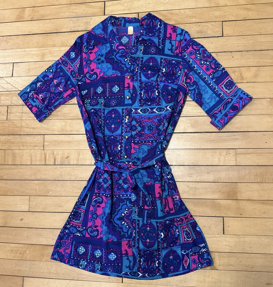 Nuevo de Lote Antiguo Vestido Camisa Midi Con Botones Paisley Psicodélico Años 60 Con Cinturón Talla 6 Foto 1 de 4