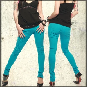 Lip Service Rock n Roll Totenkopf Damen Junkie Skinny Jeans türkis blau $ 100 NEU - Bild 1 von 5