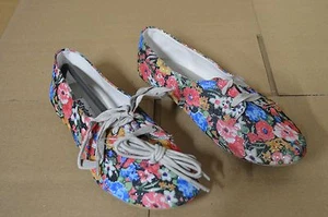 Not Rated Women's Anita Multi Color Floral Flats - Picture 1 of 5