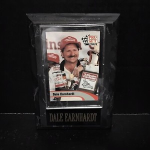 DALE EARNHARDT 1992 PRO SET RACING #1 HOF WINSTON CUP NASCAR CARD & FRAME