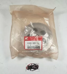 **NOS** HONDA Fourtrax 250 (TRX 250 R) OEM Clutch pressure top plate basket - Picture 1 of 2