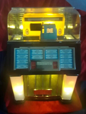 CUSTOMIZED Thomas Collector’s EditionNo.2292Jukebox Style Radio+MP3 PLAYER#1960  - Image 1 of 4