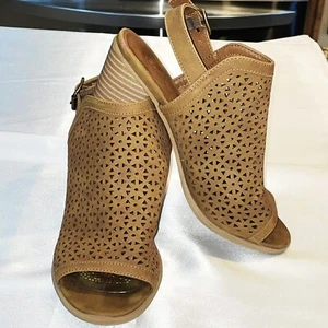 Brown Sling-back Sandals, Block Heels, Sz. 6.5 - Picture 1 of 8