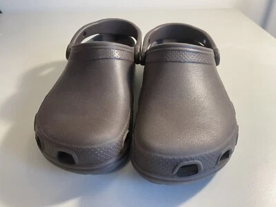 Zuecos Crocs Clásicos Confort Color Marrón Talla M 7 - W 9 Unisex Foto 1 de 4