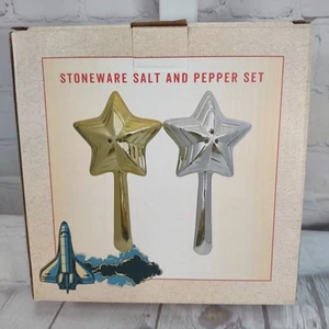 Cracker Barrel SHOOTING STAR Stoneware Salt & Pepper Set Silver & Gold Holidays - Picture 1 of 5