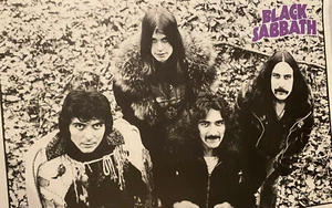 BLACK SABBATH POSTER - FRÜHE GRUPPENAUFNAHME - OZZY OSBOURNE - Bild 1 von 1