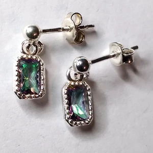 Glossy Natural Mystic Topaz Faceted Sterling Silver 925 Stud Earrings - Picture 1 of 3