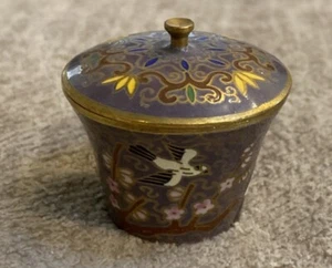 Vintage Green Chinese Cloisonne Enamel Brass Trinket Box Miniature - Picture 1 of 5
