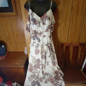 GORGEOUS FLATTERING COLD SHOULDER MAXI DRESS SIZE 16 NEW WITH TAGS - Picture 1 of 6