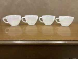 1 taza de café iridiscente con punto de diamante federal de vidrio Moonglow - Imagen 1 de 11