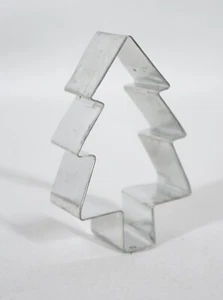 EDELSTAHL AUSSTECHFORM CHRISTBAUMFORM 3 1/4" HOCH NEU "OLD STOCK"  - Bild 1 von 5