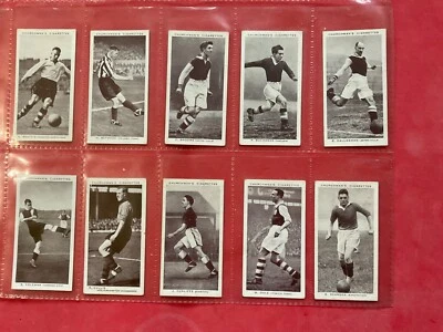 ASSOCIATION FOOTBALLERS 1938 FULL SET 50 CHURCHMAN CIGARETTE CARDS - Image 1 of 4