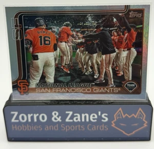 Gigantes de San Francisco 2025 Topps Serie 2 #514 Arco Iris Lámina Paralelo - Imagen 1 de 2