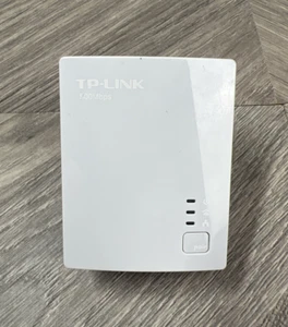TP-Link TL-PA4010 AV600 Powerline Adapter Einzelgerät Add On - Bild 1 von 3