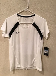 Nike Dry Fit Athletic Short Sleeve Running Gym T-Shirt WHITE Size MEDIUM New - Picture 1 of 4