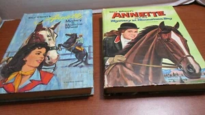 Vintage 2er Set ~ Walt Disney's ANNETTE ~ Mystery at Medicine Wheel & Moonstone Bay - Bild 1 von 8