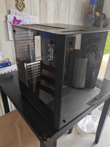 Lian Li PC-08X Schwarz Aluminium PC-Gehäuse - Zweikammer Design. - Bild 1 von 12