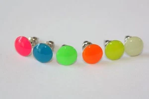 1 Pair Emeco® Classic Neon Color Earrings Earrings DH-003 - Picture 1 of 1