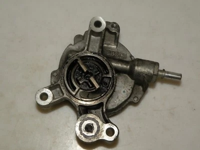 PEUGEOT 307 2006 RHD 2.0HDI VACUUM PUMP BOSCH OEM D165-1A - Image 1 of 4