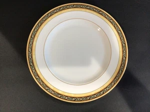NWT Wedgwood India Pattern Bone China Dinner Plate 10 3/4" - Picture 1 of 5