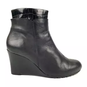 Clarks Ankle Boots Black Leather Heels UK Size 6 - Picture 1 of 19