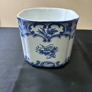 Tiffany & Co Delft Pottery Vase Planter Porcelain Blue Floral Cottagecore VTG 6" - Imagen 1 de 7
