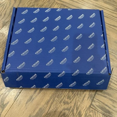 Grohe 2359200A - Bathroom Sink Faucets Faucet Essence Chrome W Drain - Image 1 of 3