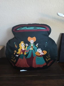 Hocus Pocus Cauldron  Pillow I'll Put A Spell On You - Picture 1 of 9