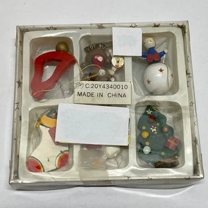 Vintage Christmas Ornaments Mini Wooden Handcrafted Hand Painted GUC 6 Set IOB - Picture 1 of 12