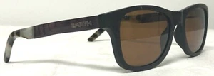 EARTH EL NIDO WOOD GAFAS DE SOL MARRÓN OSCURO CARA PÚRPURA WOOD & TORTOISE ARMS 070E - Imagen 1 de 11