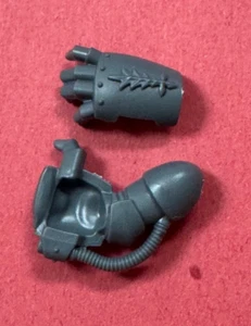 NUEVO Space Wolves GREY HUNTERS POWER FIST - Bits 40K - Imagen 1 de 1