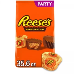 Reese's Miniatures Milk Chocolate Peanut Butter Cups Candy - 35.6oz - Picture 1 of 4