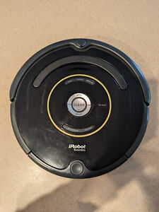 iRobot Roomba 650 robot vacuum..NO CHARGER !!