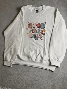 Graphic Sweater Womens Size Large White Print Gildan Heavy Blend Pullover - Picture 1 of 10