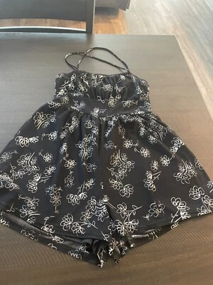 black and white floral romper papaya small - Image 1 of 4