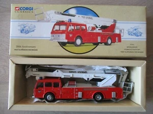 CORGI CAMION POMPIERS DU FEU "WEST GLAMORGAN" PLATFORM "SIMON/DENNIS" réf 97392 - Imagen 1 de 2