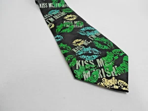 Steven Harris Tie "Kiss Me I'm Irish" Novelty Polyester China 58" x 3.75" - Picture 1 of 6