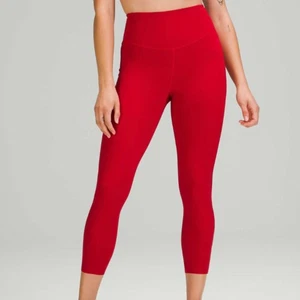 Lululemon Base Pace hoch geschnittene kurze Damenleggings 23" in Dunkelrot Größe 18 - Bild 1 von 9