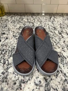 BZees Gray Vista Wedge Sandals Size 8.5 - Picture 1 of 4