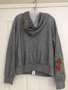 NWOT Wildfox Embroidered Red Roses Gray Hoodie Full Zip Sweater Large - Picture 1 of 6