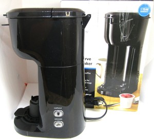 Cafetera personal Oster OSTER Cafetera personal Oster® BVSTDCDR2B Negro con  taza | Walmart en línea