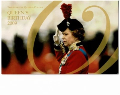 Stamps 2009 Australia Birthday of QE2 pair & mini sheet in post office pack - Image 1 of 2