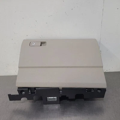 22 2022 VOLKSWAGON ATLAS SE INTERIOR GUANTERA BEIGE Foto 1 de 4