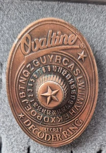 Vintage OVALTINE SECRET DECODER RING Mail premium 2000 Great Shape - Picture 1 of 2