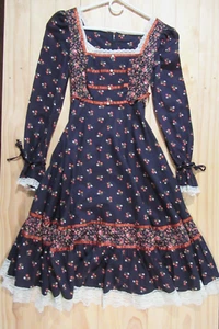 ABITO VINTAGE DONNA ANNI 70 GUNNE SAX PRARIE VITA 27" CALICO PIZZO PICCOLO FORO F56 - Foto 1 di 22