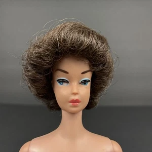 Vintage 1960’s Barbie Fashion Queen Wig Pageboy Under Flip Brunette Brown Hair - Bild 1 von 12