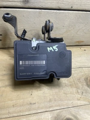 2006-2010 Mazda 5 ABS módulo de controle de bomba de freio antibloqueio fabricante de equipamento original - Imagem 1 de 4