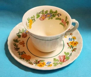 Vintage Wedgwood Etruria Floral Teetasse und Untertasse, seltenes Muster - Bild 1 von 17