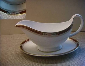 Royal Doulton - Sandon - Gravy Boat / Stand - Picture 1 of 1